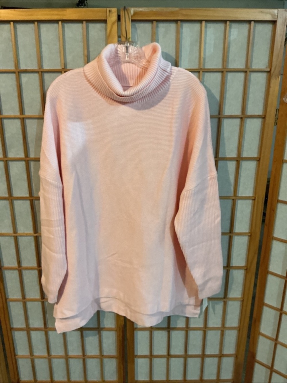 NWT LILLUSORY SWEATER